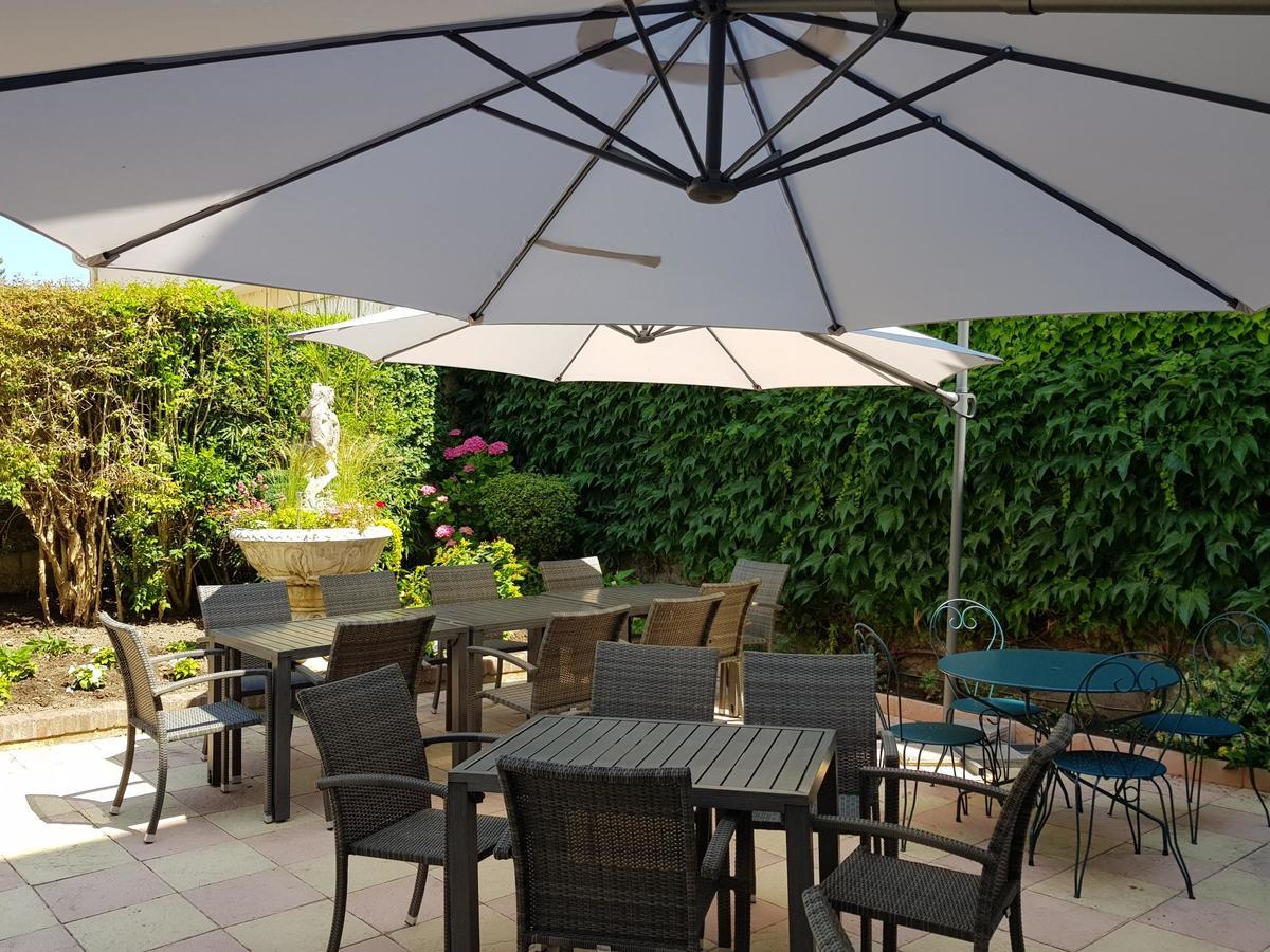 Come Inn Neufchâtel-en-Bray Exterior photo